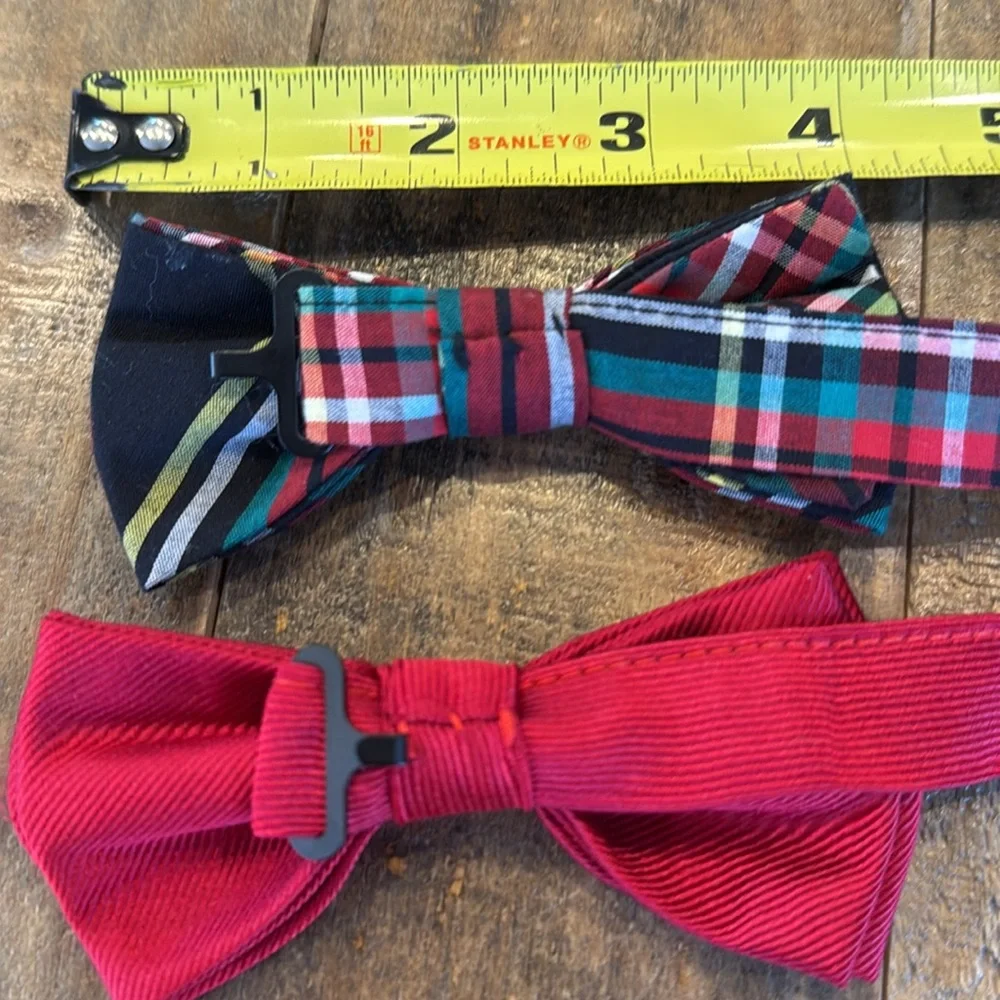 Boys, small bow tie -includes both the red and the plaid bowties